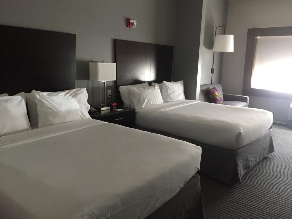 Holiday Inn Express And Suites Tahlequah By Ihg Экстерьер фото